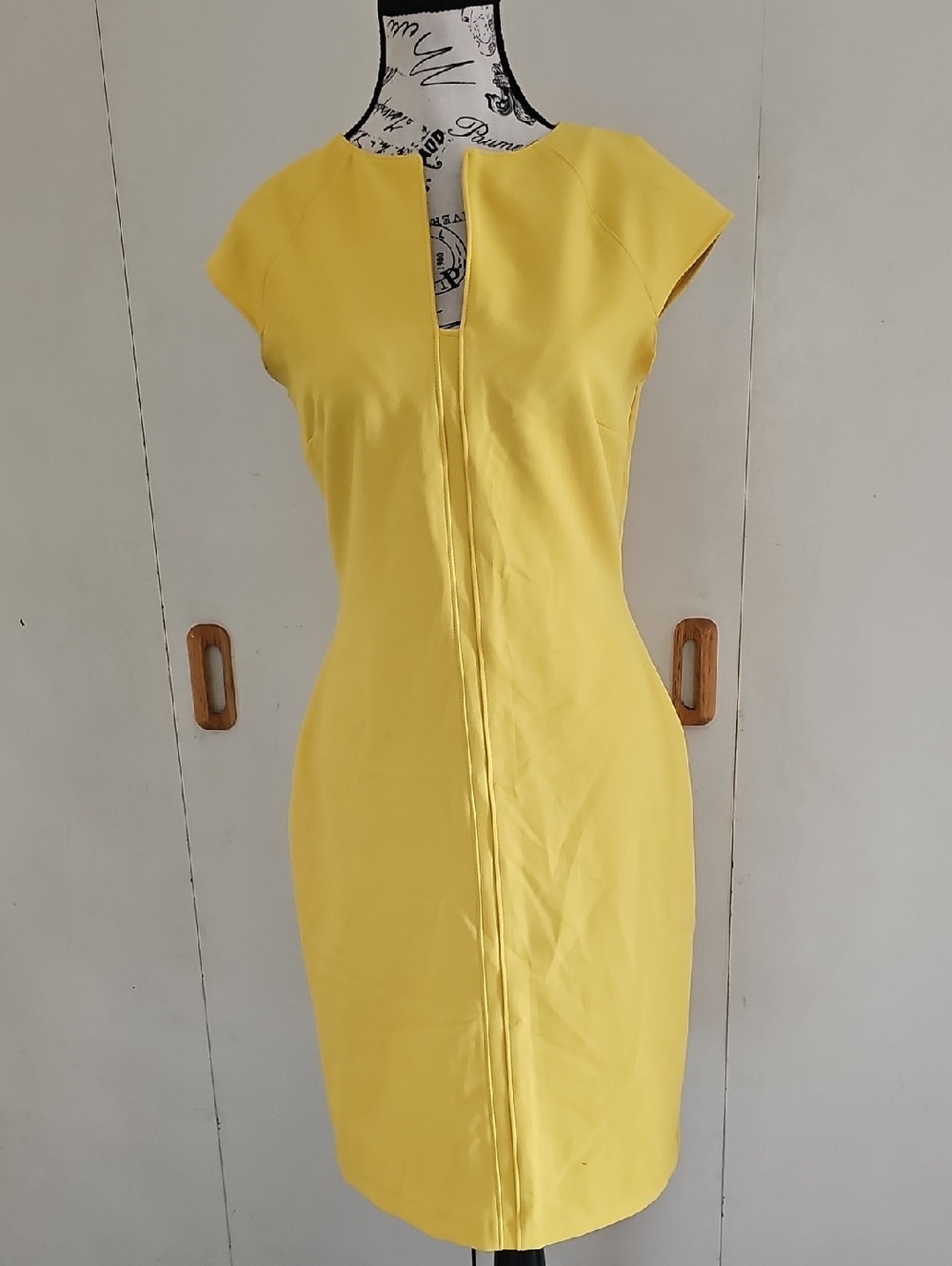 Zara Yellow Cap-Sleeve Midi Sheath Dress